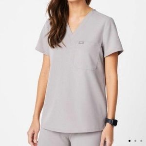 FIGS Slate grey scrub set